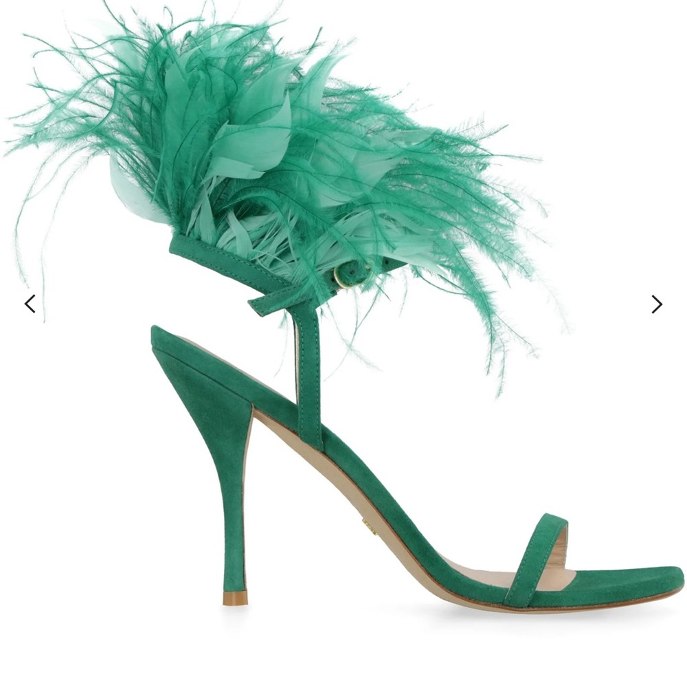 Stuart Weitzman Plume Heeled Sandals in size 41. Brand new. Never worn.